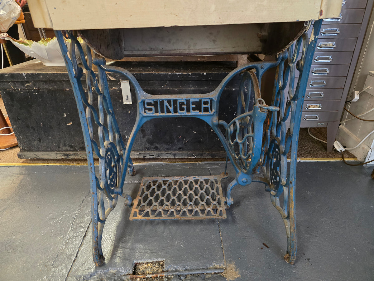 Singer sewing machine base and table